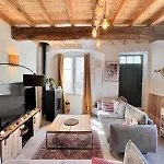 Charmante Maison Au Coeur De Lectoure-parking Gratuit A 20m