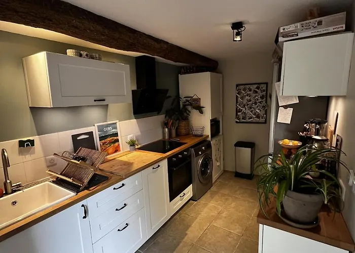 Charmante Maison Au Coeur De - Parking